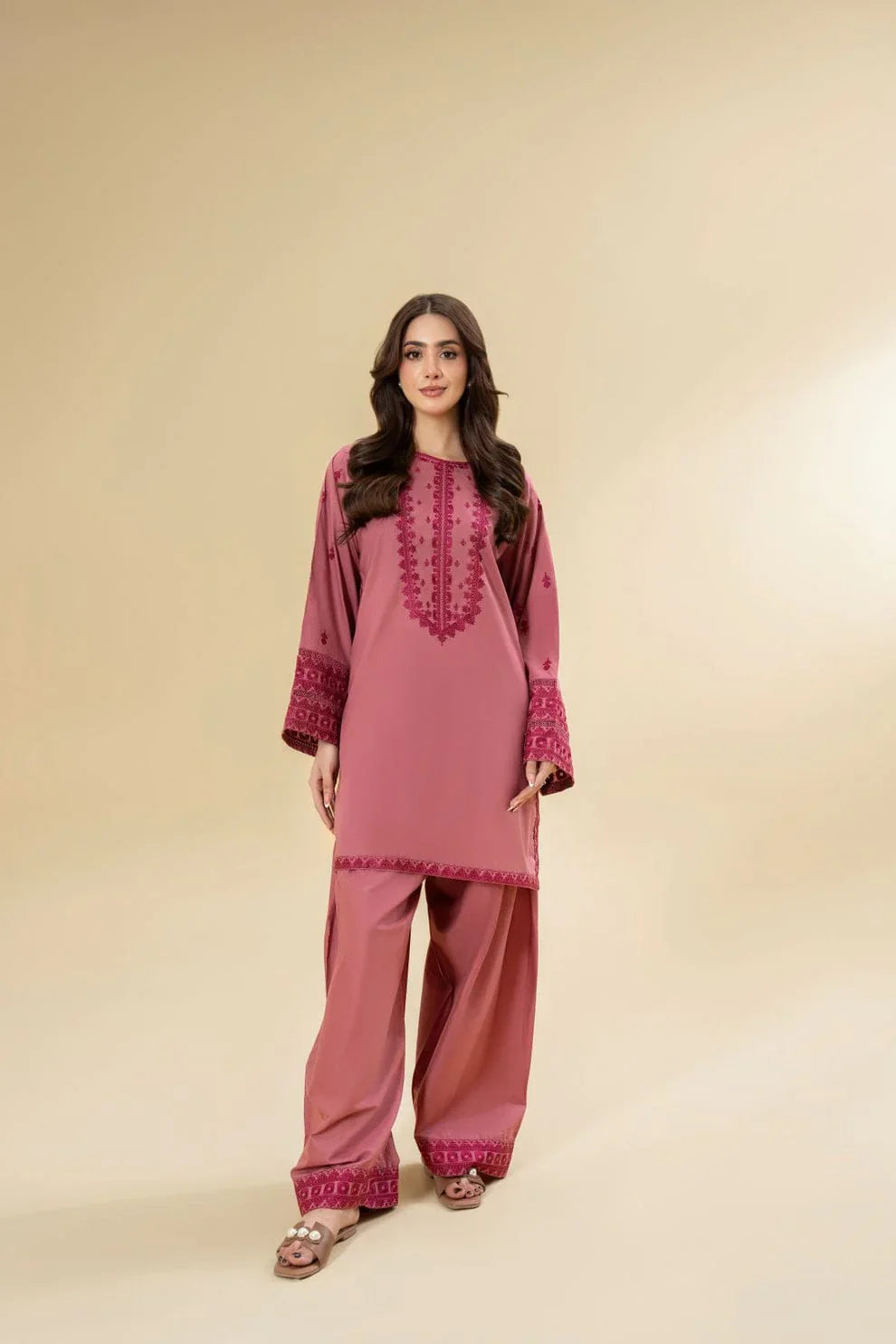 Lazuli - Winter 2PC Dhanak Embroidered Suit - BN3371