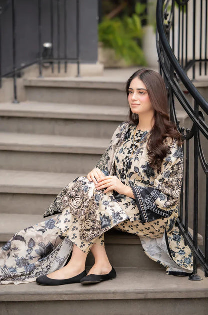 Sapphire - Winter 3PC Karandi Digital Print Dress - BN3389