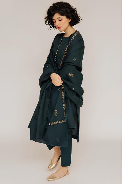 BN566-WINTER 3PC Dhannak Embroidered Suit with Dhanak Embroidered Shawll