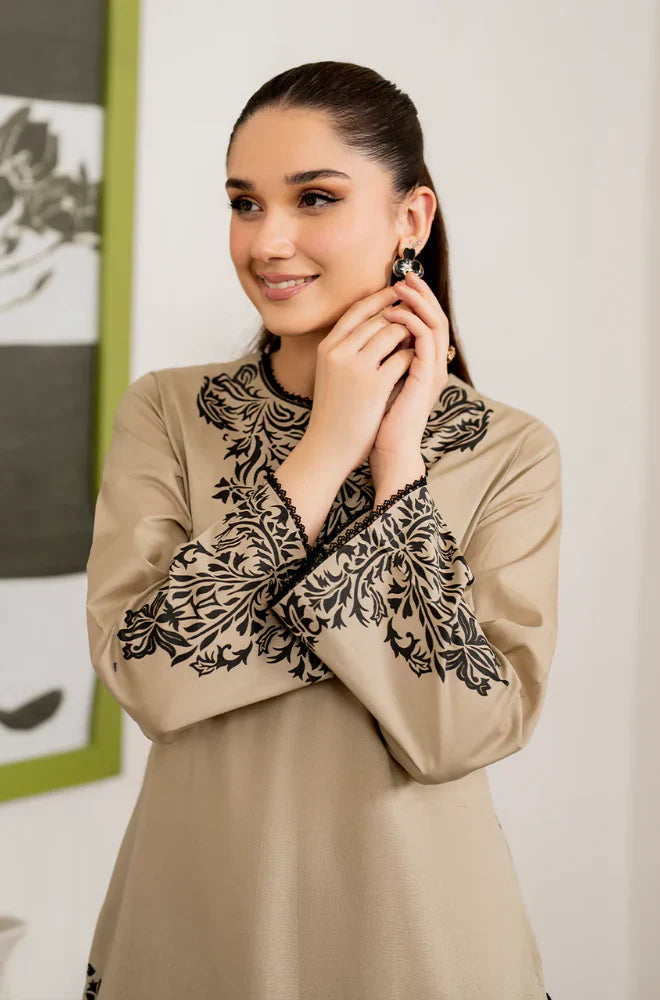 BN913-WINTER 3PC Dhannak Embroidered suit with Printed Shawll