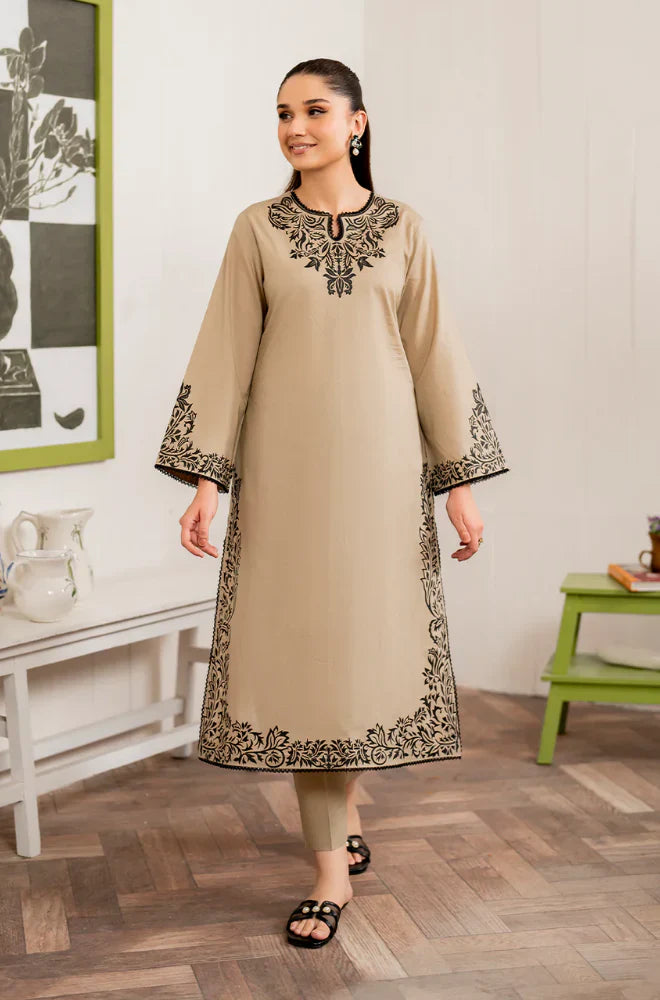 BN913-WINTER 3PC Dhannak Embroidered suit with Printed Shawll