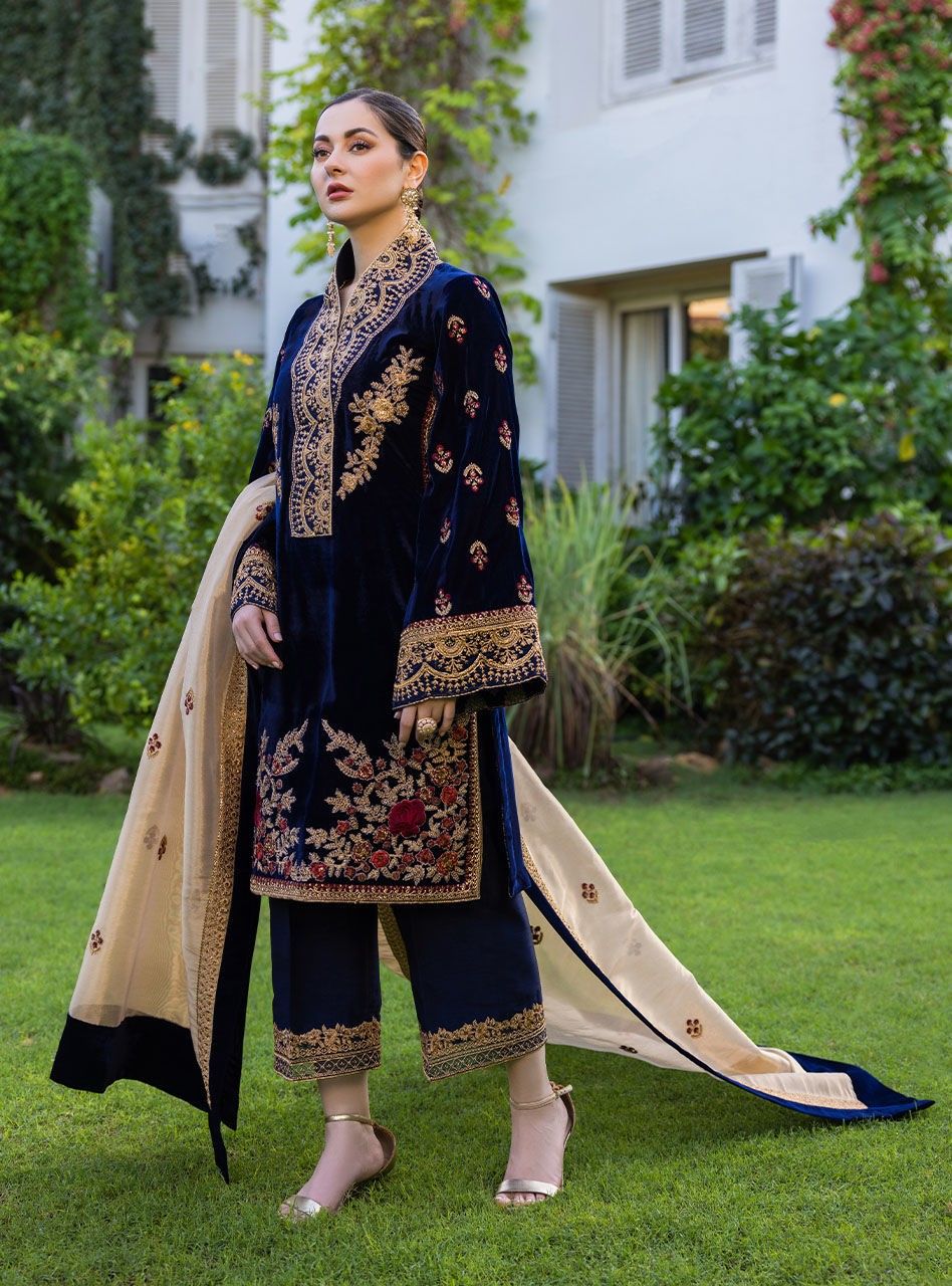Baroque - Embroidered Velvet 3piece suit - BN3357