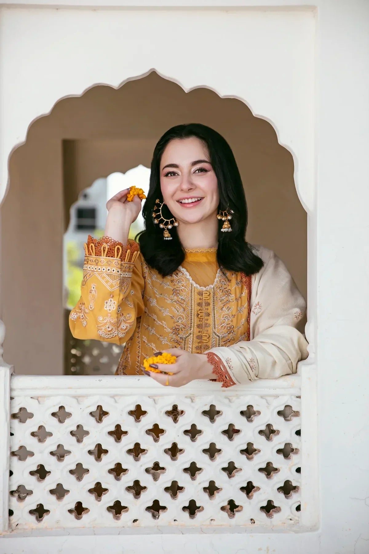 Florent - Winter 3PC Dhanak Embroidered Suit - BN3346