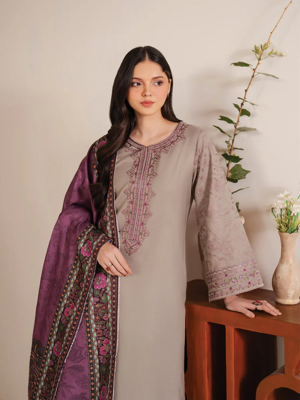 Jazmin - Winter 3PC Dhanak Embroidered Suit - BN3309