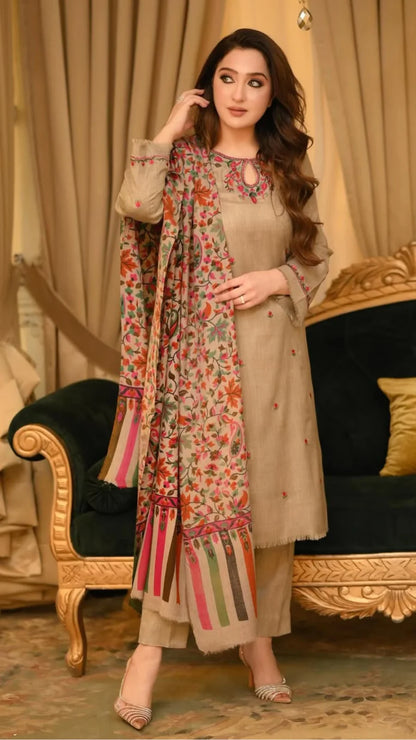 Bunaai - Winter 3PC Dhanak Embroidered Suit - BN33131