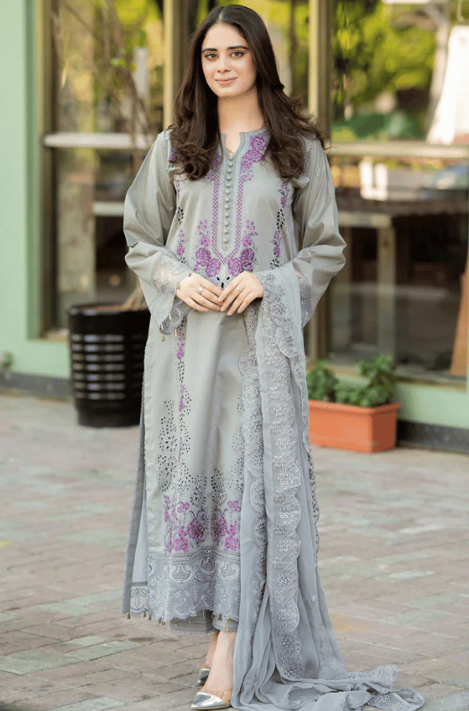 Mushaq - Winter 3PC Dhanak Embroidered Suit - BN3366