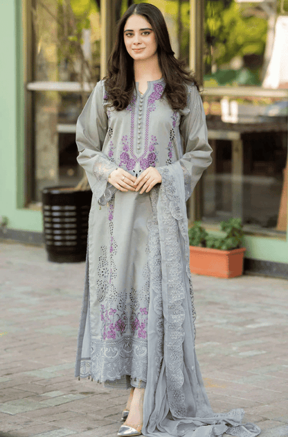 Mushaq - Winter 3PC Dhanak Embroidered Suit - BN3366