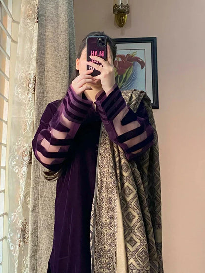 BUNAAI - Velvet Dress with Printed Dhanak Shawl BN33117