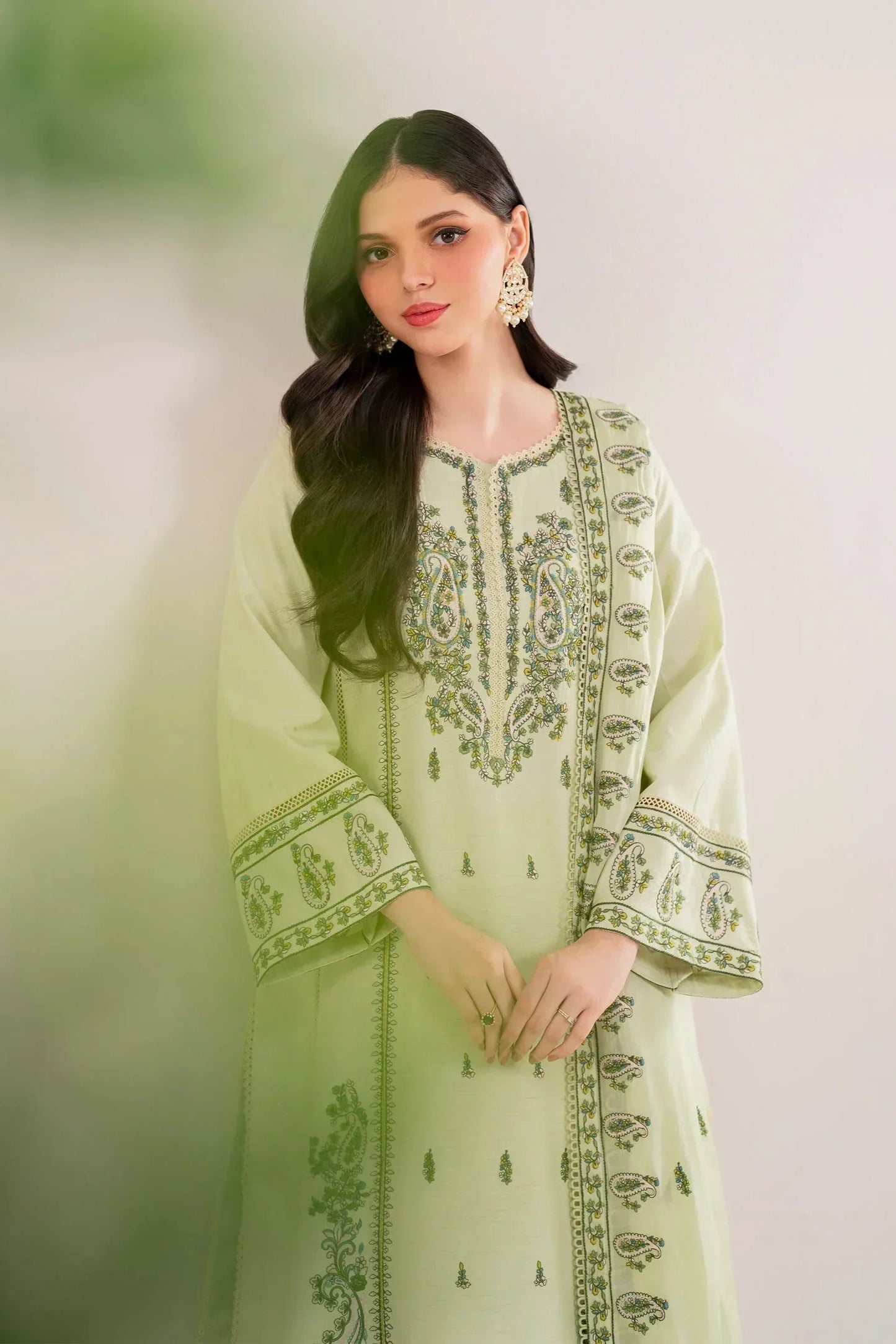 Florent - Winter 3PC Dhanak Embroidered Suit - BN3386
