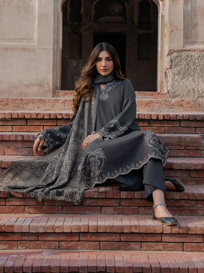 izel - Winter 3PC Dhanak Embroidered Suit - BN33112