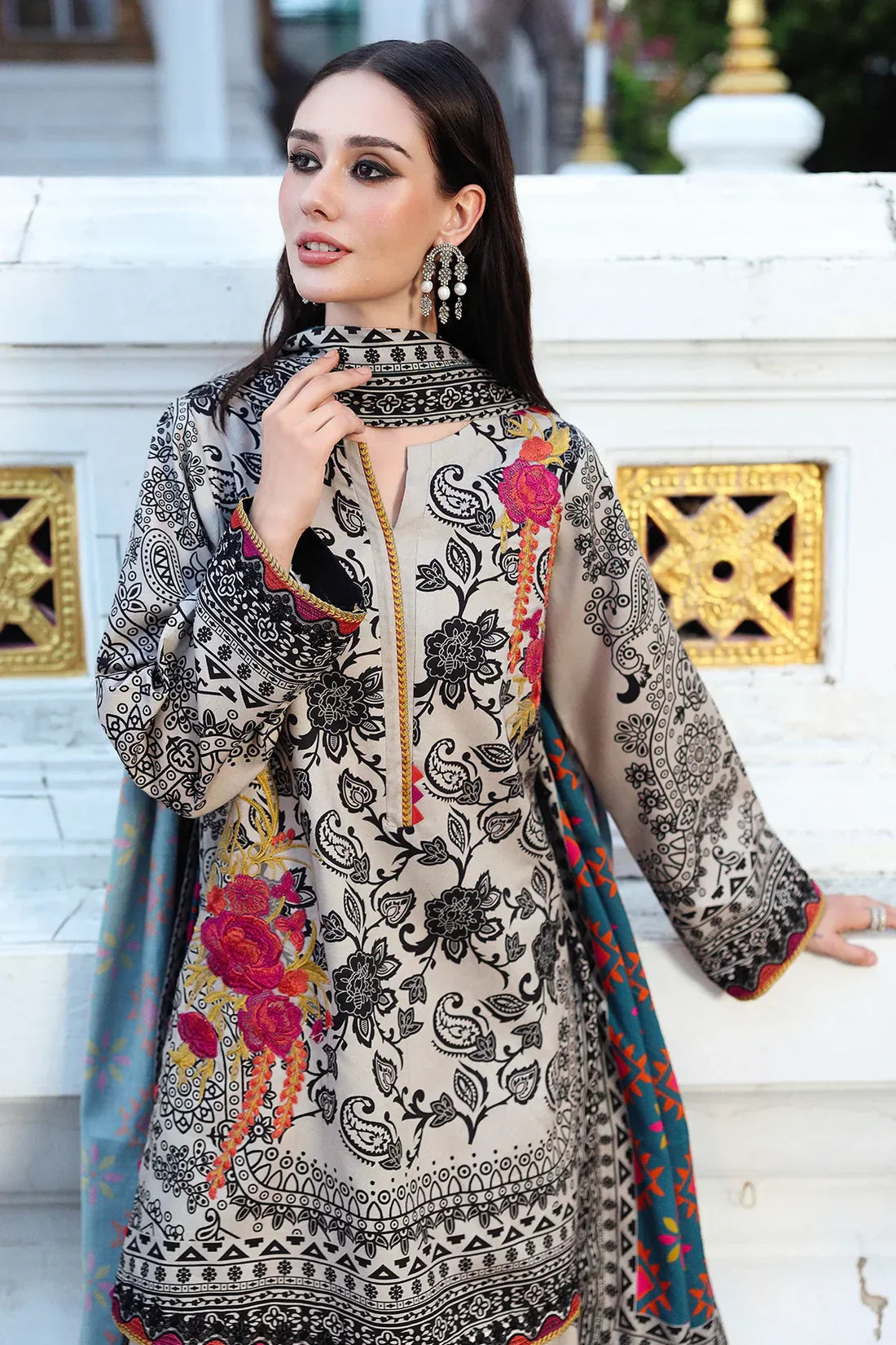 Charizma - Winter 3PC Karandi Digital Print Dress - BN33115